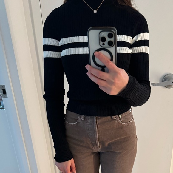 Superdown ribbed black long sleeve with white stripes - Picture 1 of 4